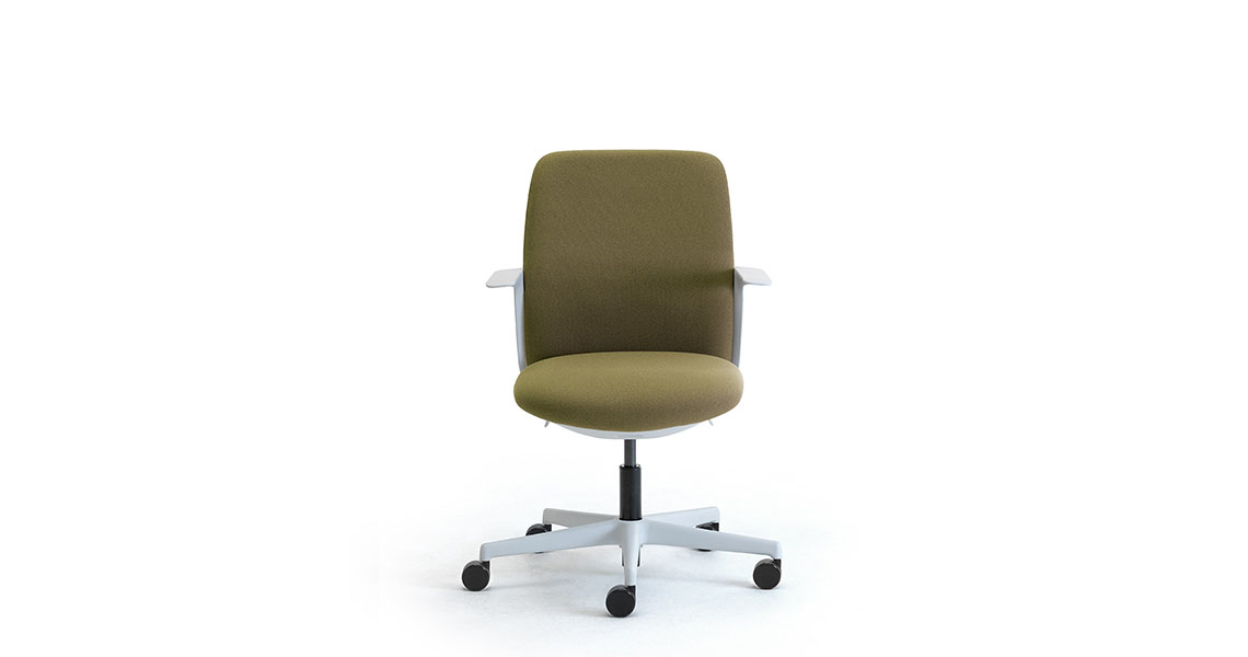 chaise-kin-e-sit-p-bureaux-executifs-a-style-aura-img-10