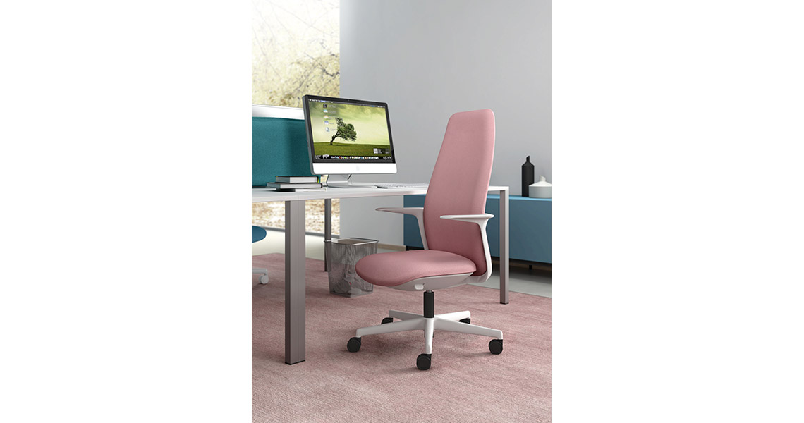 chaise-kin-e-sit-p-bureaux-executifs-a-style-aura-img-13