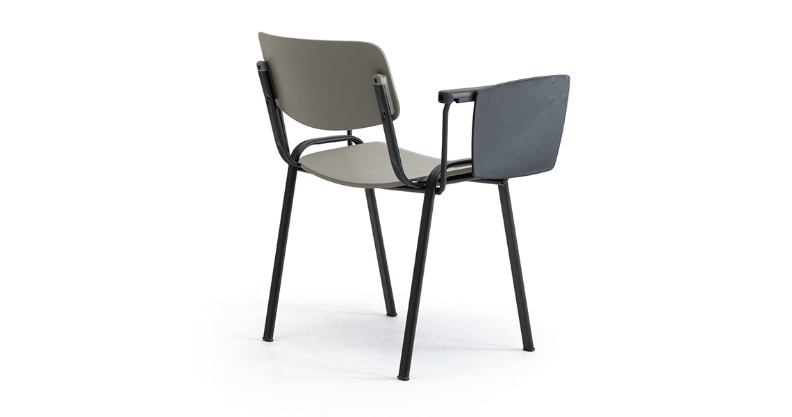 chaise-iso-coloree-a-tablette-p-conferences-formations-sally-img-13