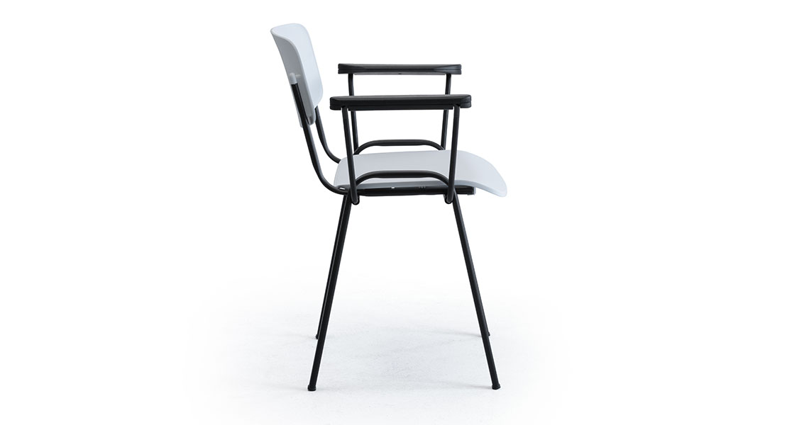 chaise-iso-coloree-a-tablette-p-conferences-formations-sally-img-16