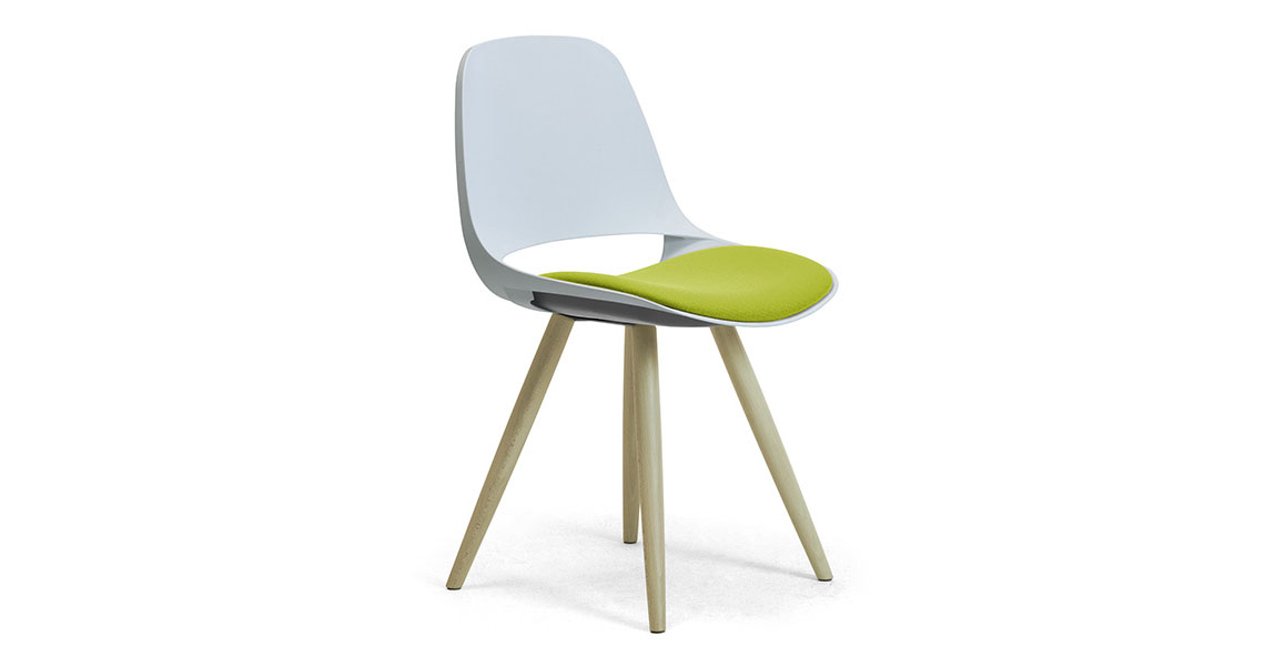 moderne-chaises-monocoque-jambes-en-bois-cosmo-4gl-img-01